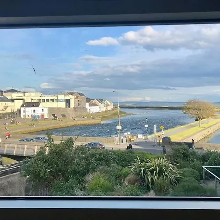 Amazing View! Overlooking Spanish Arch And Parking *